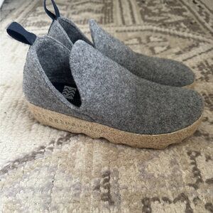 Asportuguesas slip on wool shoes